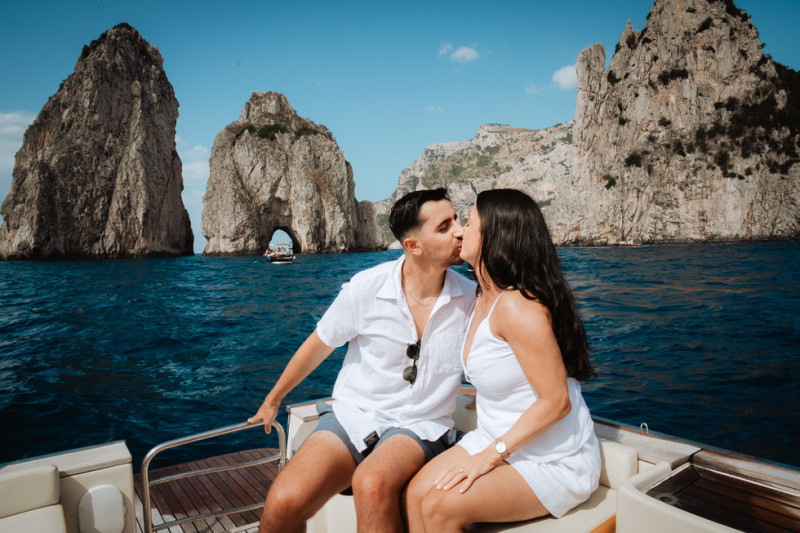 CAPRI , ROMANTIC COUPLE'S TOUR